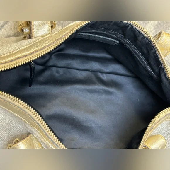 Yves Saint Laurent Cream and Gold Shoulder Bag - Picture 10 of 11